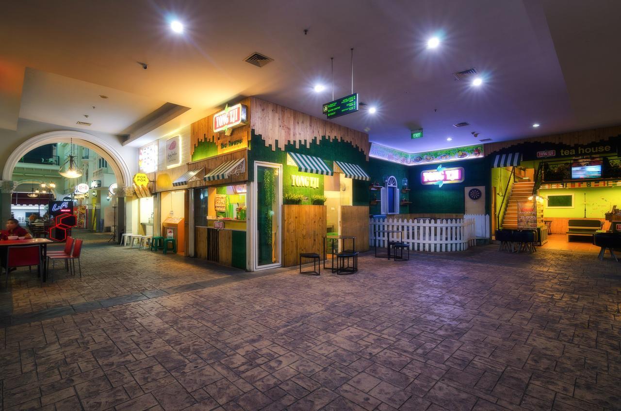 The Square Surabaya Hotel Exterior photo