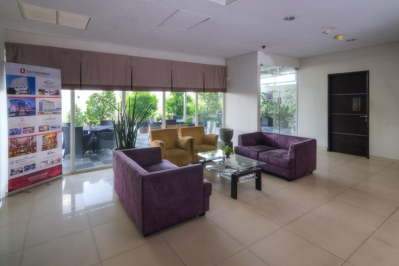 The Square Surabaya Hotel Exterior photo